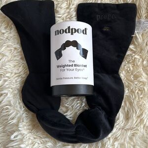 Nodpod Sleep Mask, Black, Open Box, 
NWT. It's like a hug for head.
